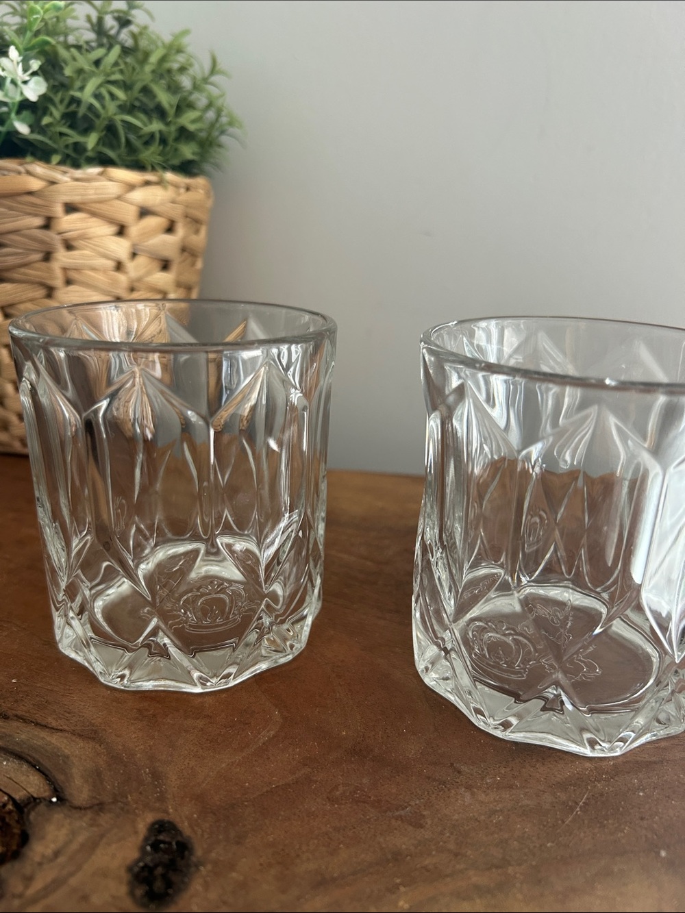 Set of 2-Crown Royal Diamond Cut Whiskey Rye Lowball Glasses Embossed